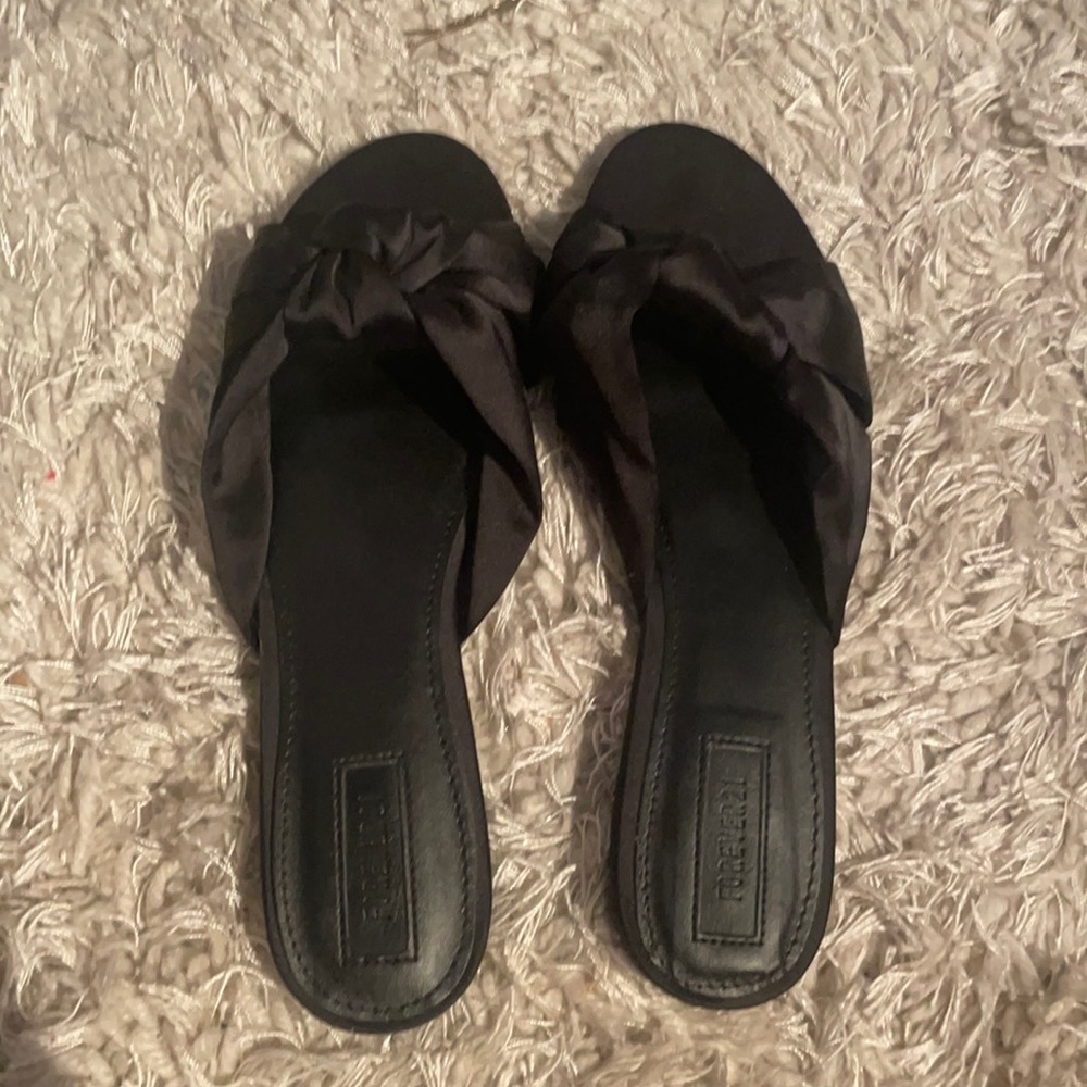 Forever 21 Sandals size 7